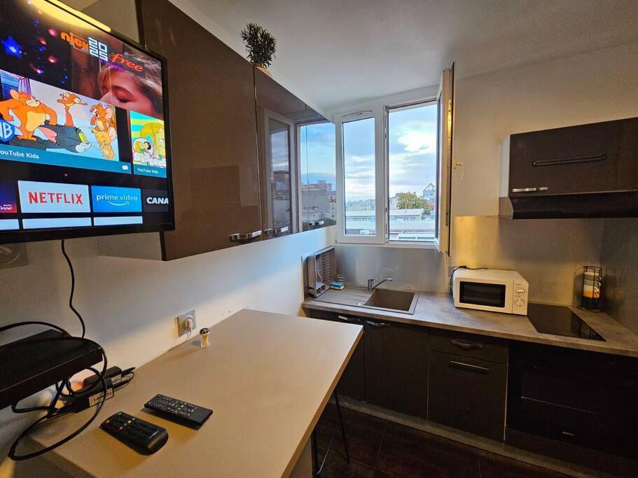 Appartement Proche Metro Paris Pantin Eksteriør billede